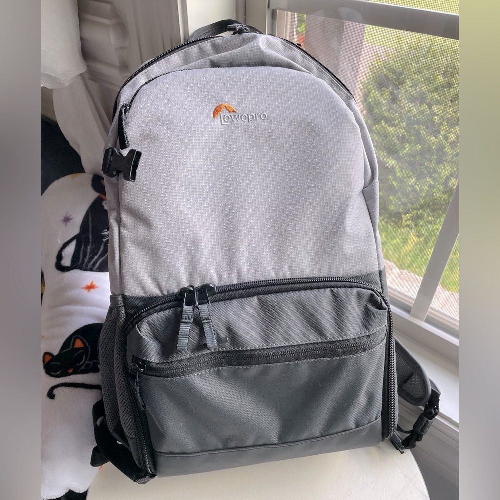 Lowepro Truckee BP 200 LX Camera Backpack